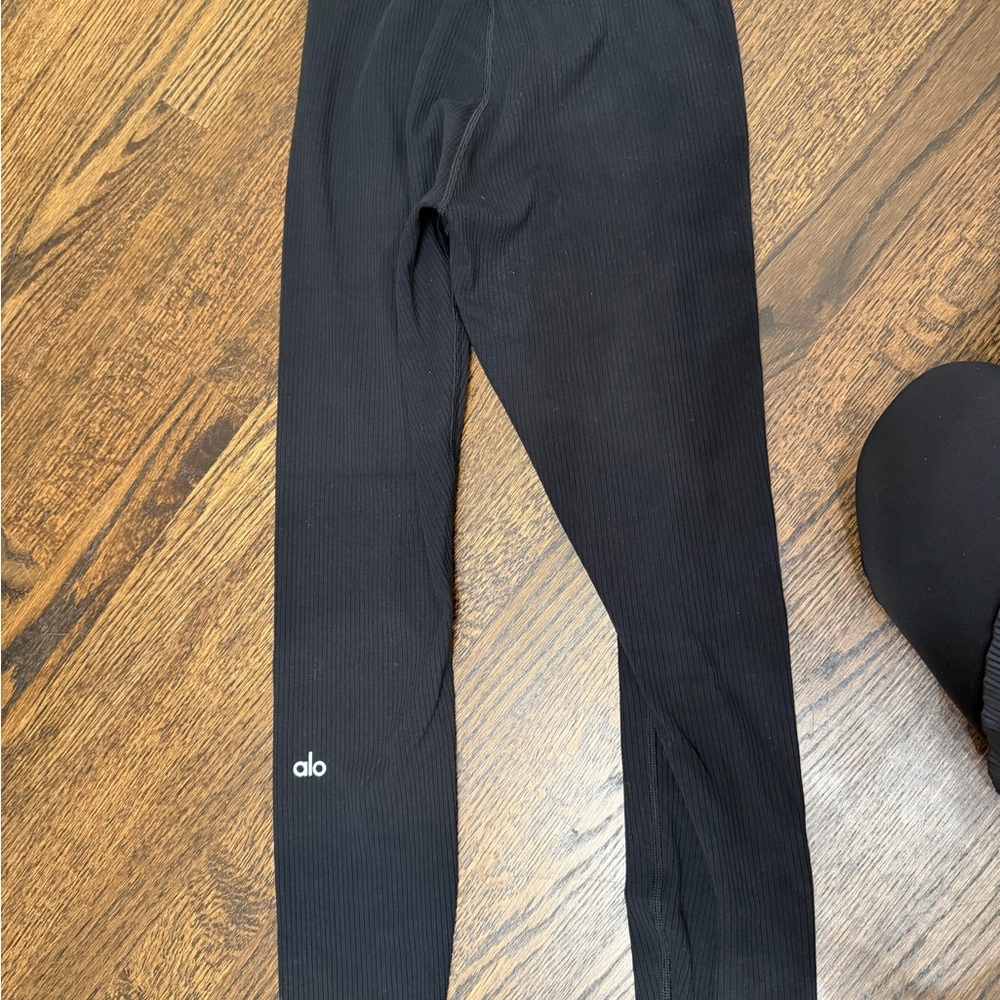 ALO Yoga ribbed Black Leggings , worn once